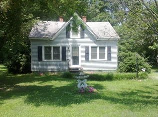 750 Johns Neck Rd, Weems, VA 22576