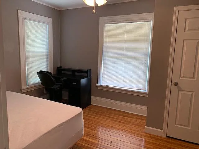 421 Westcott St — Photo 15