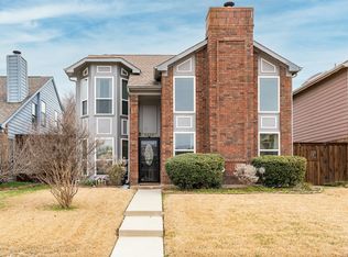 4238 Phoenix Dr, Carrollton, TX 75010