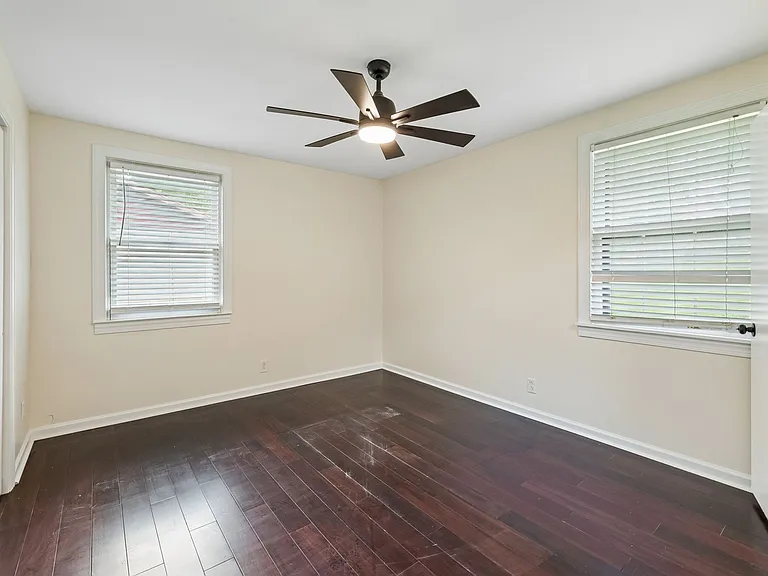 124 Denise Dr — Photo 19