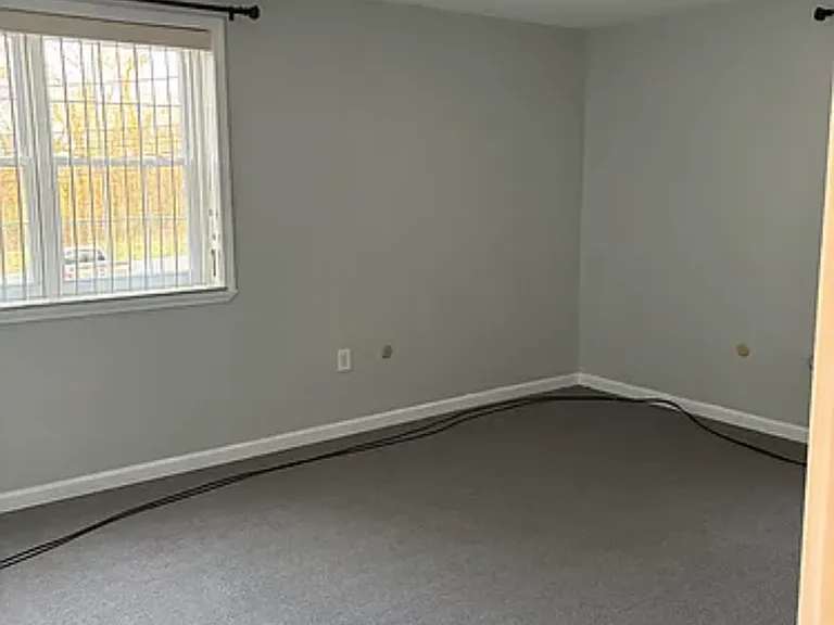 201 Coraopolis Rd #5 — Photo 7
