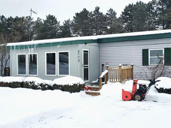 4774 N Flamingo Dr, Traverse City, MI 49685