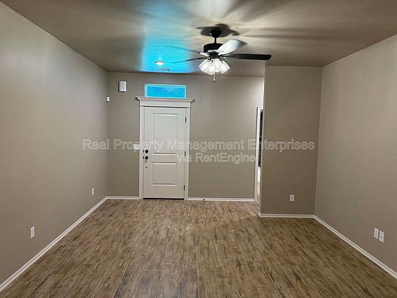 3rd image of 29174 Osage Hills Dr