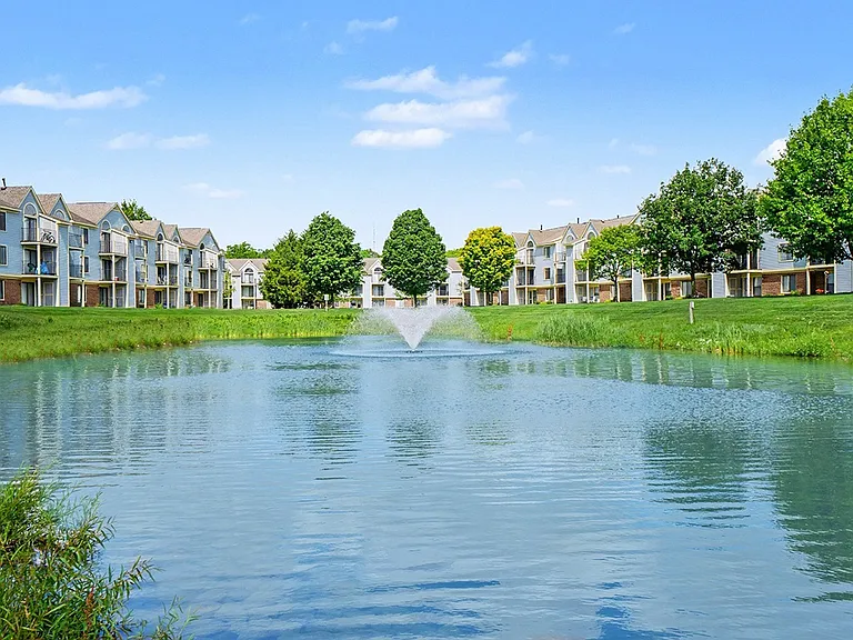 Arbor Lakes Apartments — Photo 40