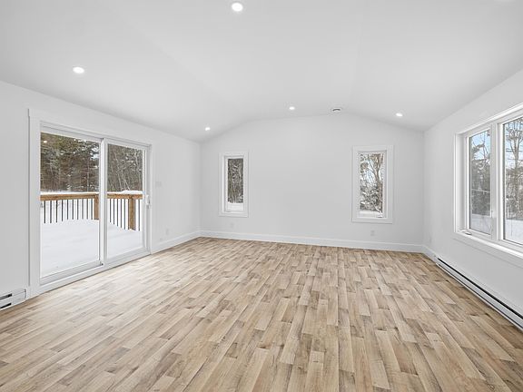 2nd image of 386 Buell Rd