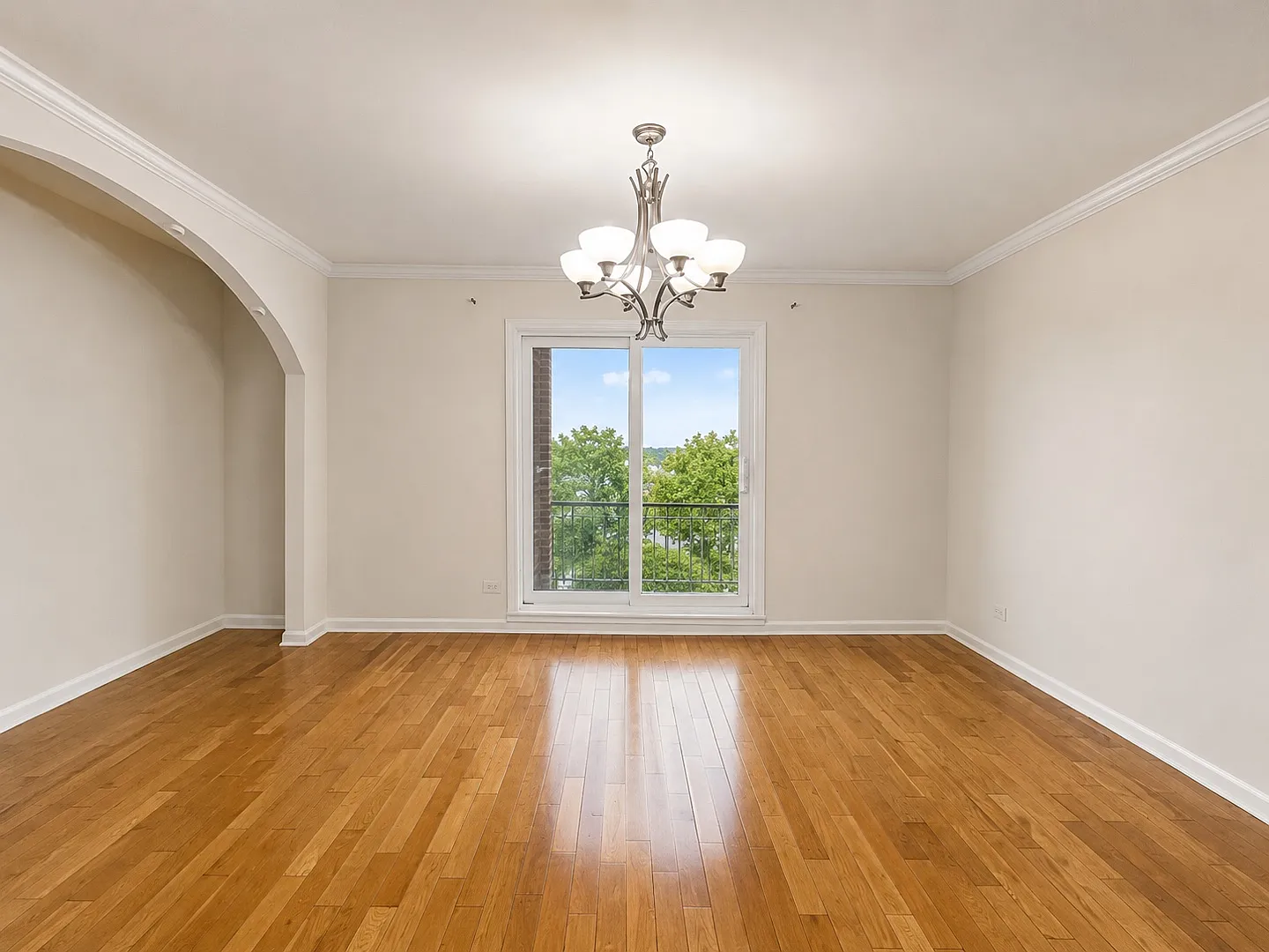 2 bed, 1400 sqft, $2,850 — Photo 3
