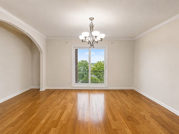 3rd image of 1445 Shermer Rd APT 5A
