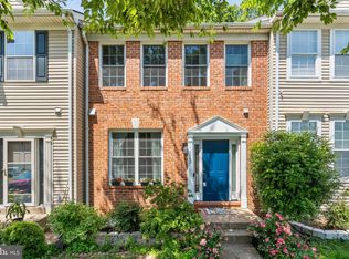 16040 Atwater Ln, Dumfries, VA 22025