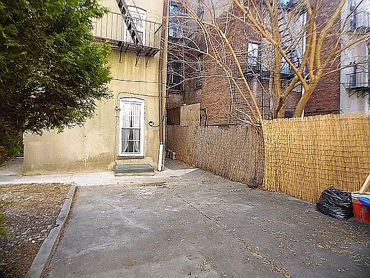 2nd image of 469 Wilson Ave #1R