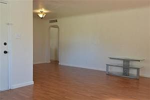 3rd image of 416 San Pablo St NE