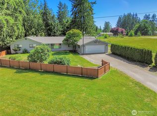 10202 Pipeline Rd E, Puyallup, WA 98373