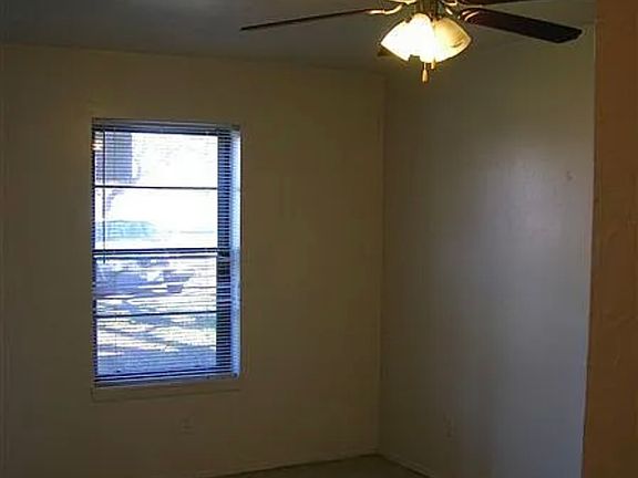 4th image of 3318 Forestwood Dr #D