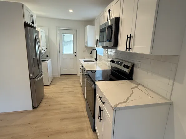 (undisclosed Address), Nesconset, NY 11767