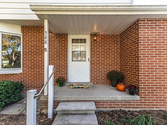 2nd image of 588 Center Dr