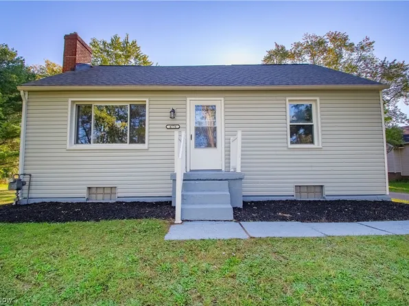 4776 Union Ave NE, Homeworth, OH 44634