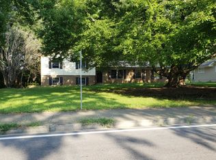 2464 Springdale Dr, Snellville, GA 30078