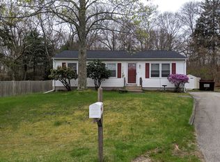 60 Karee Ct, South Kingstown, RI 02879