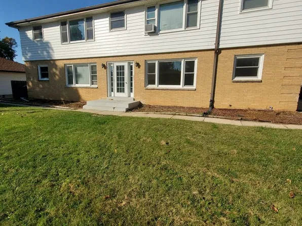 520 Lakeview Ave. (4 Unit), 520 Lakeview Ave APT 3, South Milwaukee, WI 53172