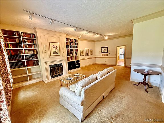 5th image of 3427 Oak Shadow Ln