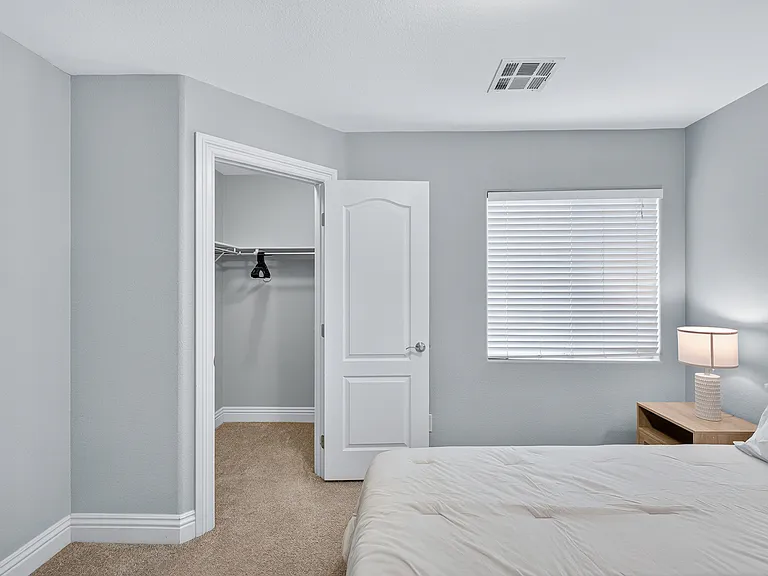 9157 Sunken Meadow Ave — Photo 3