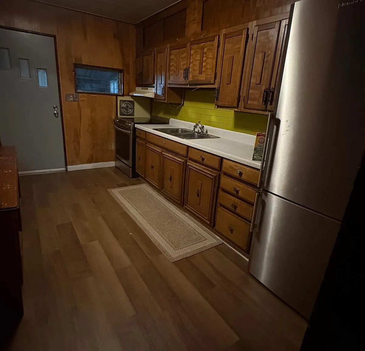 4 bed, 874 sqft, $1,500 — Photo 1