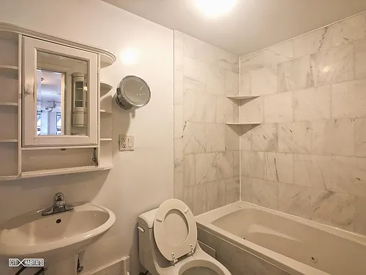 Rented by Citi Habitats | media 5