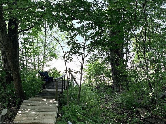 4th image of 110 Old Lakeshore Rd