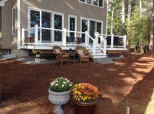 5 Ledgeway St, Ayer, MA 01432