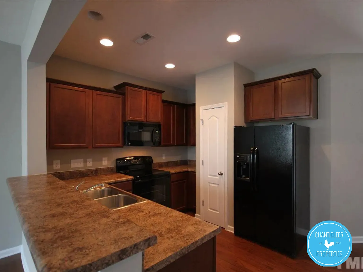 2219 Sunny Cove Drive - 1 — Photo 3