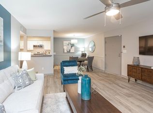 12 Highwood Pl, Louisville, KY 40206