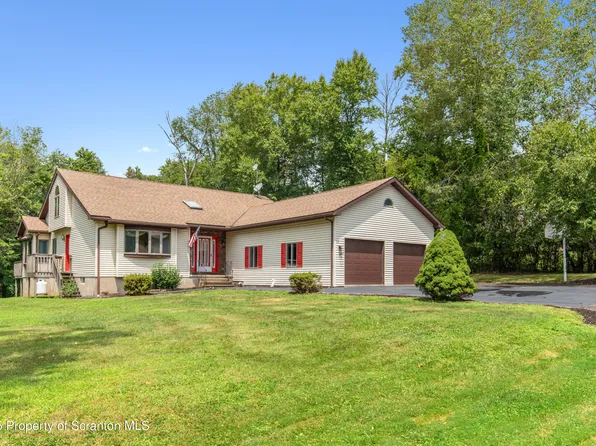 136 Kimberly Cir, Clarks Summit, PA 18411