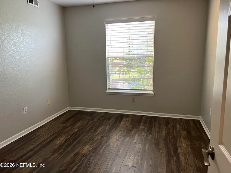 8539 Gate Pkwy W #121 — Photo 13