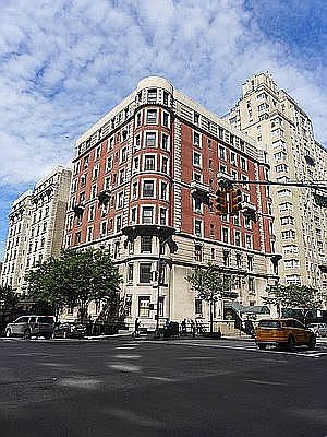 1st image of 401 W End Ave APT 2G