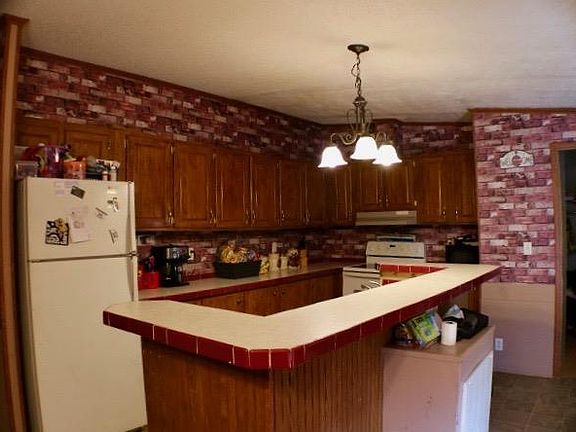 4th image of 17 McGinnis Ln