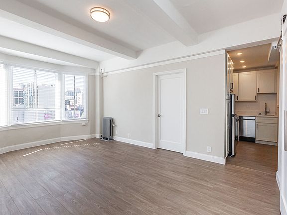 4th image of 455 Hyde St APT 52