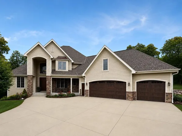N62W28550 Rybeck ROAD, Hartland, WI 53029
