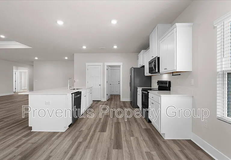 3136 Silver Maple Dr — Photo 17