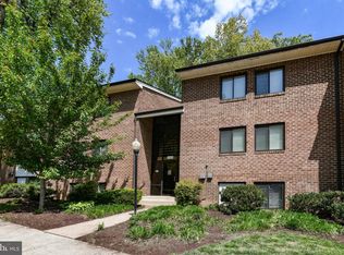 1523 Northgate Sq, Reston, VA 20190