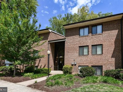 1523 Northgate Sq, Reston, VA, 20190