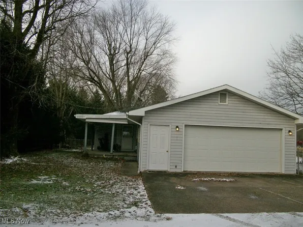 1153 State Route 618, Little Hocking, OH 45742