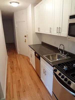 Rented by Steven Apuzzi LLC | media 54