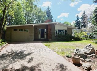 10 Greenwood Pl, Saint Albert, AB T8N2H5