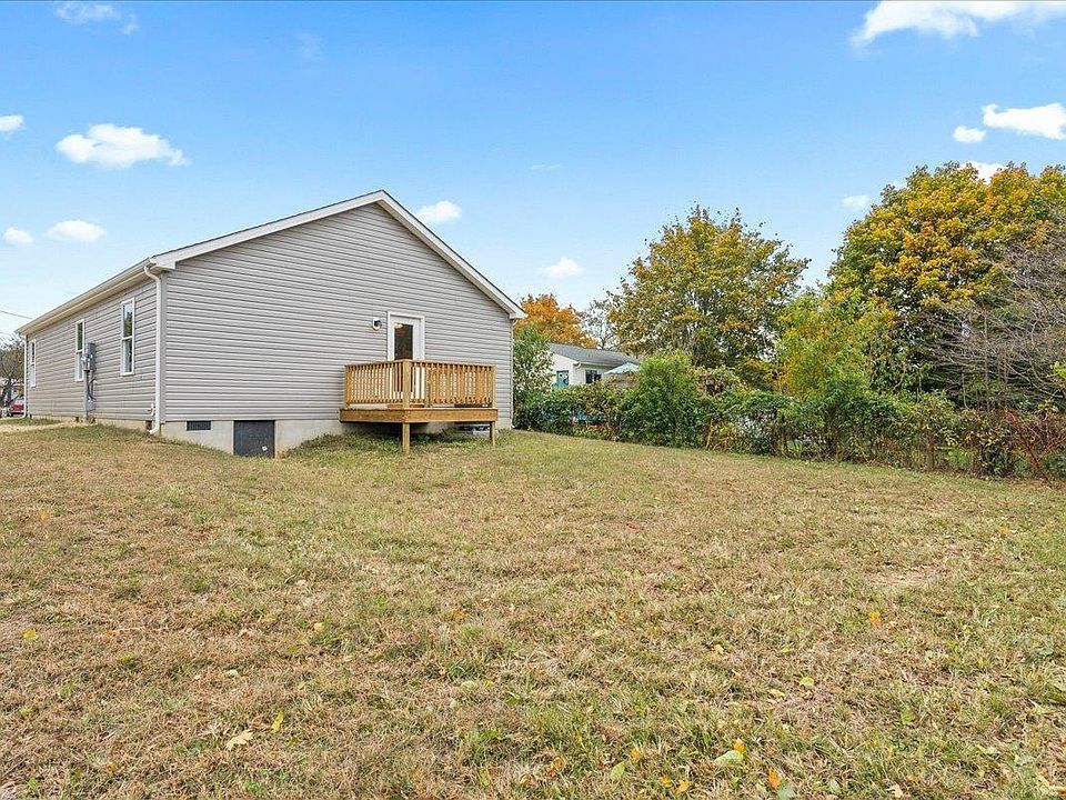 811 8th St, Shenandoah, VA 22849 Zillow