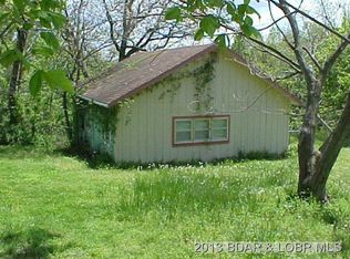 152 Hickory St, Camdenton, MO 65020