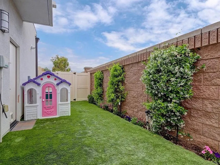 5517 Palm Dr — Photo 44