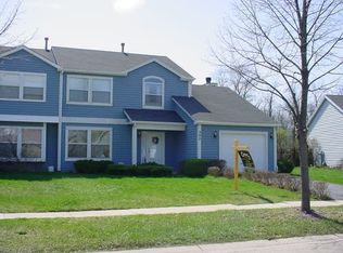 302 Chaparral Cir, Elgin, IL 60120