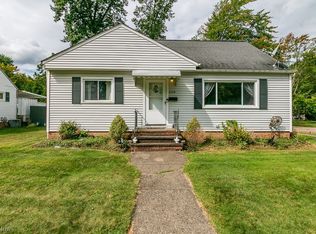 6204 Anita Dr, Parma Heights, OH 44130