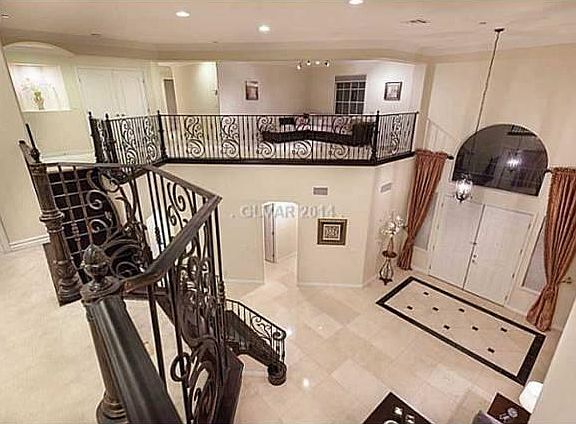 4th image of 8107 Dolce Flore Ave