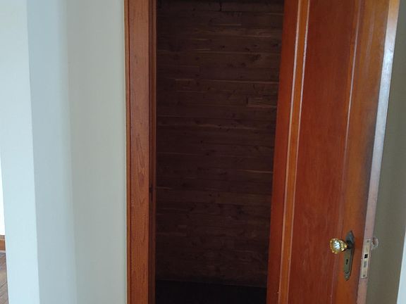 5th image of 3815 10th Ave