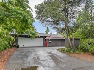 828 Columbia Ridge Dr, Vancouver, WA 98664